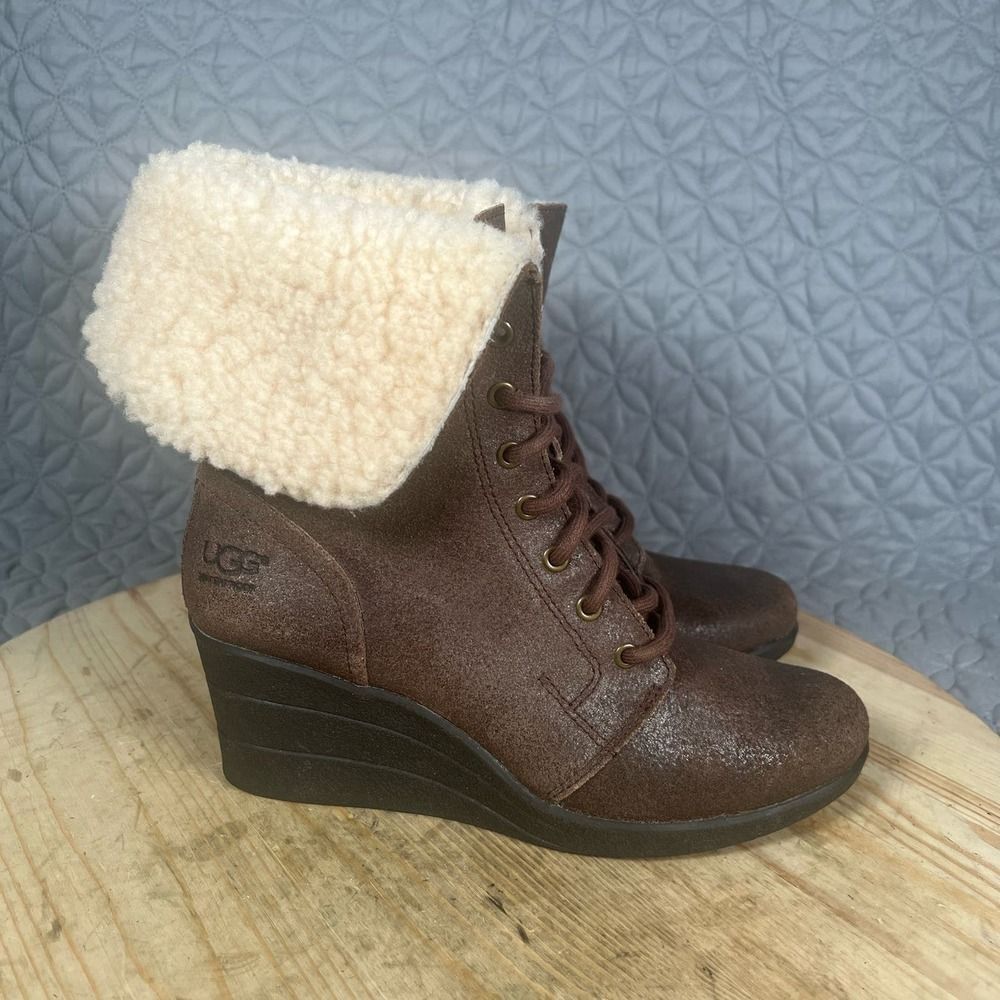 UGG Boots Women’s 7 1003360 Pure Brown Wool Lined Round Toe Wedge Ankle Booties